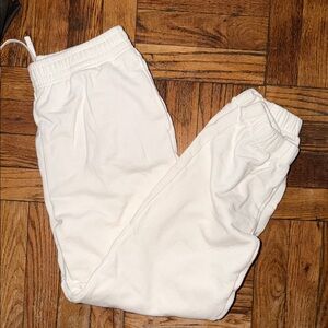 Uniqlo  White Jogger Pants size M